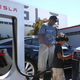 Illustration for article titled Cheap Oil Could Really Hurt Electric Cars